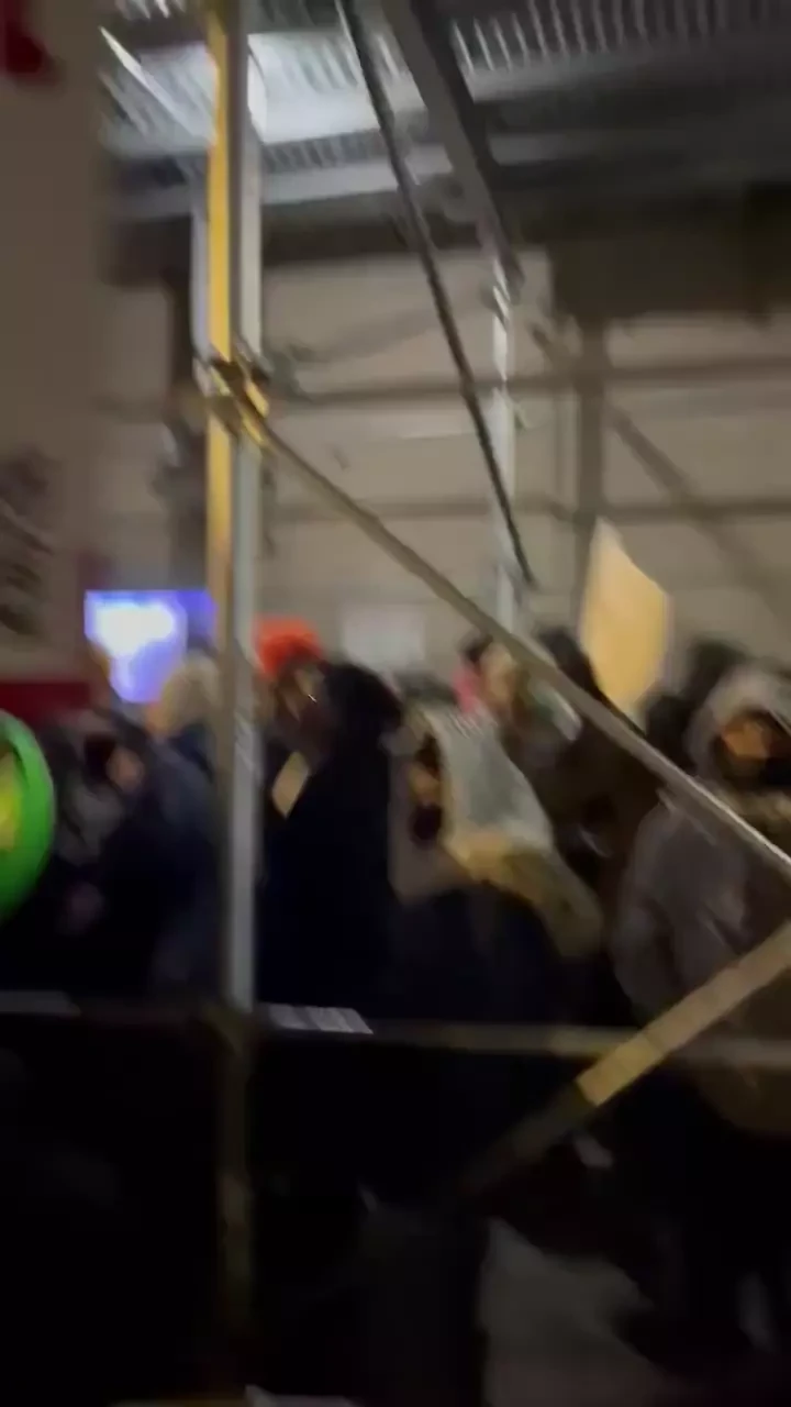 x_nov_30_2025_ “Resistance you make us proud, take another settler out”.mp4 _#4